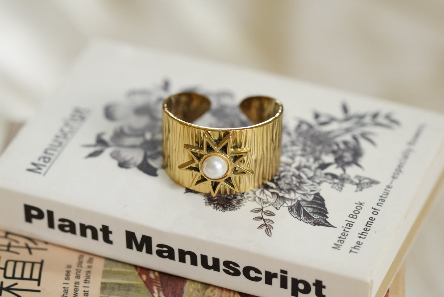 Ayra Ring