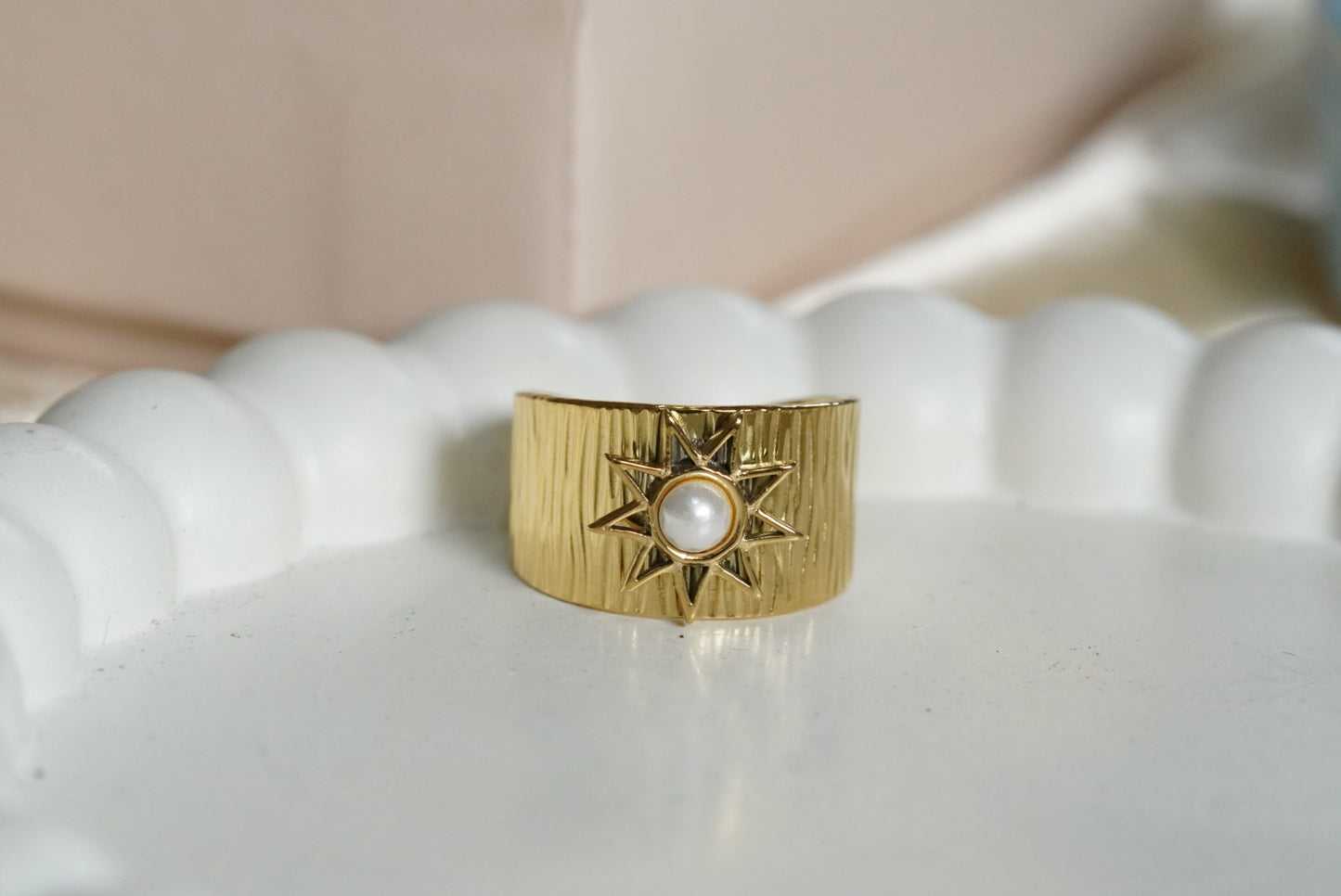 Ayra Ring