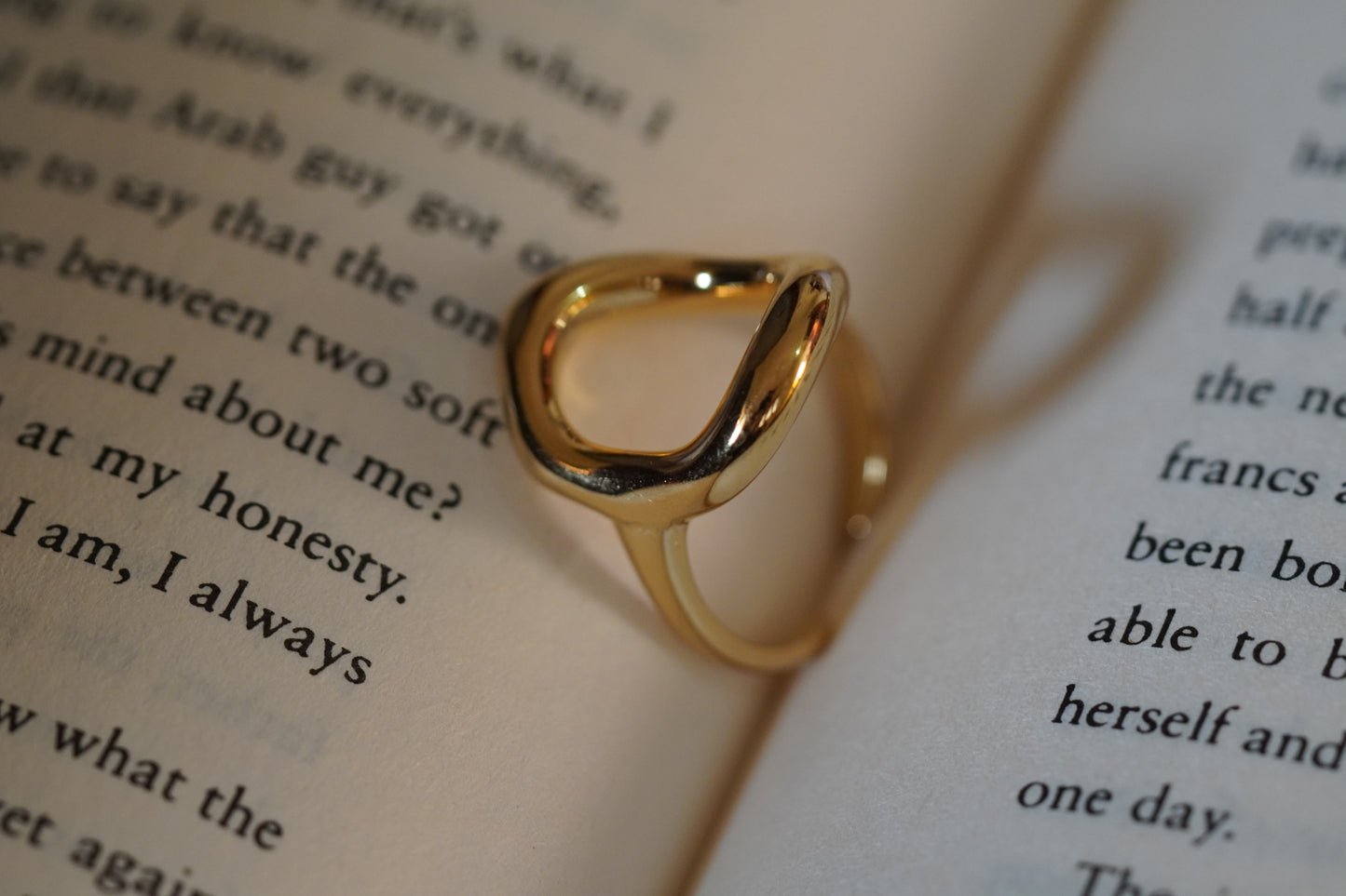 Zara Ring