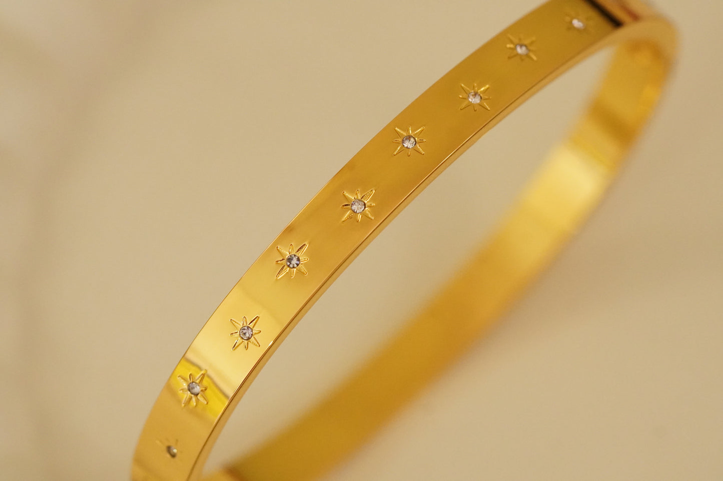 Vera Bracelet