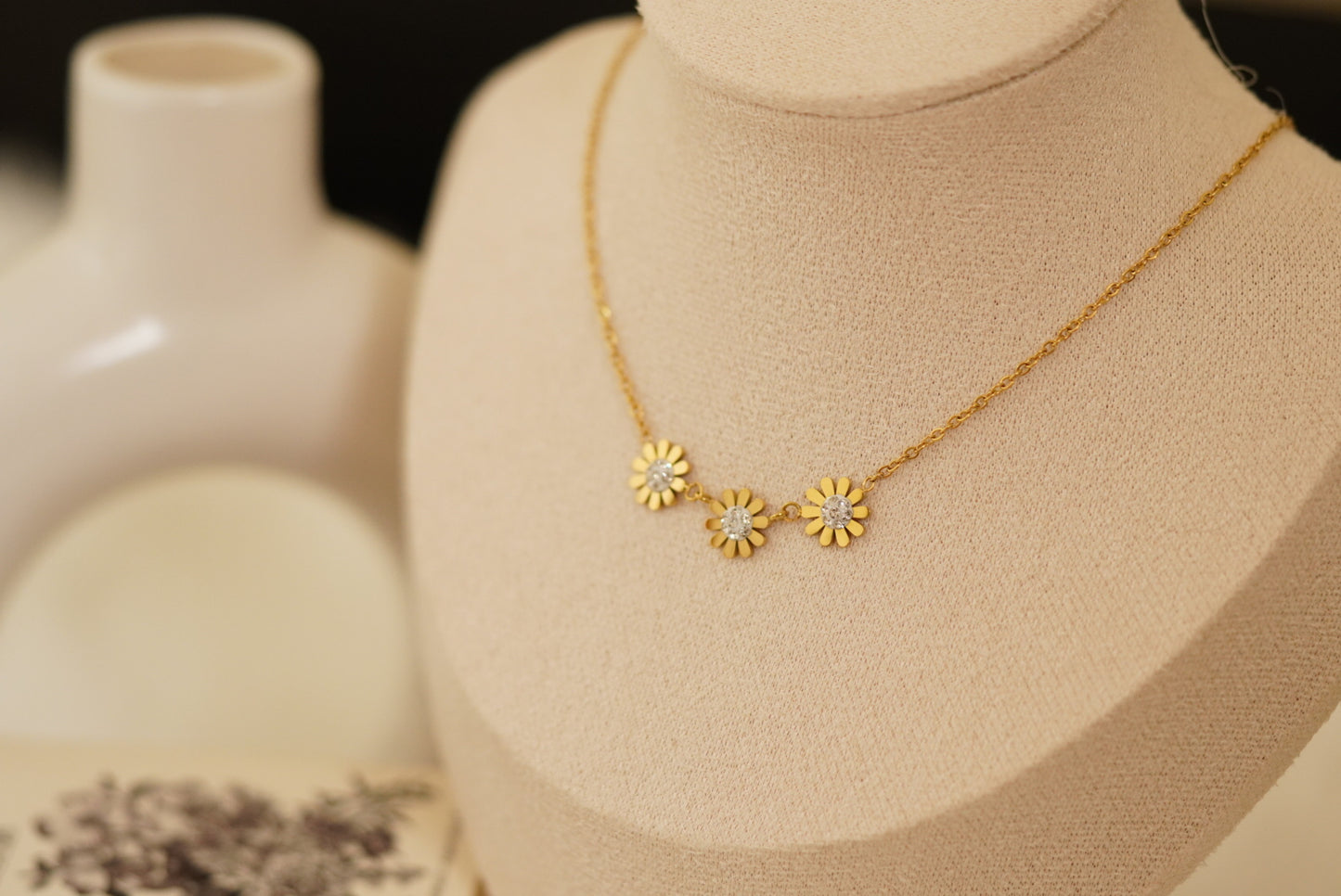 Daphne Necklace