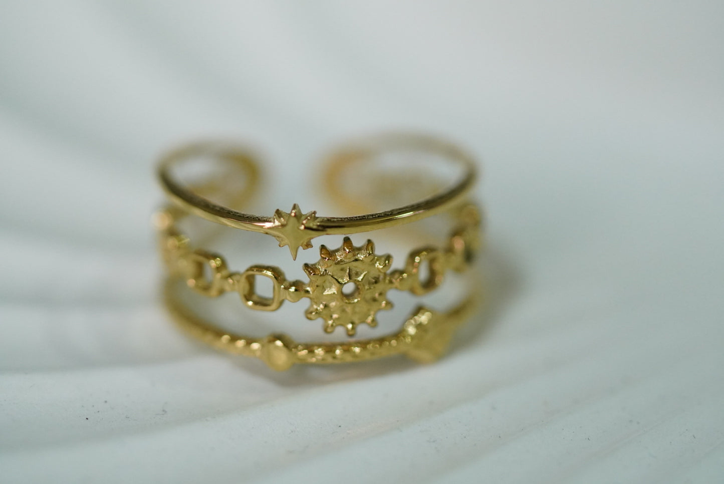Tye Ring