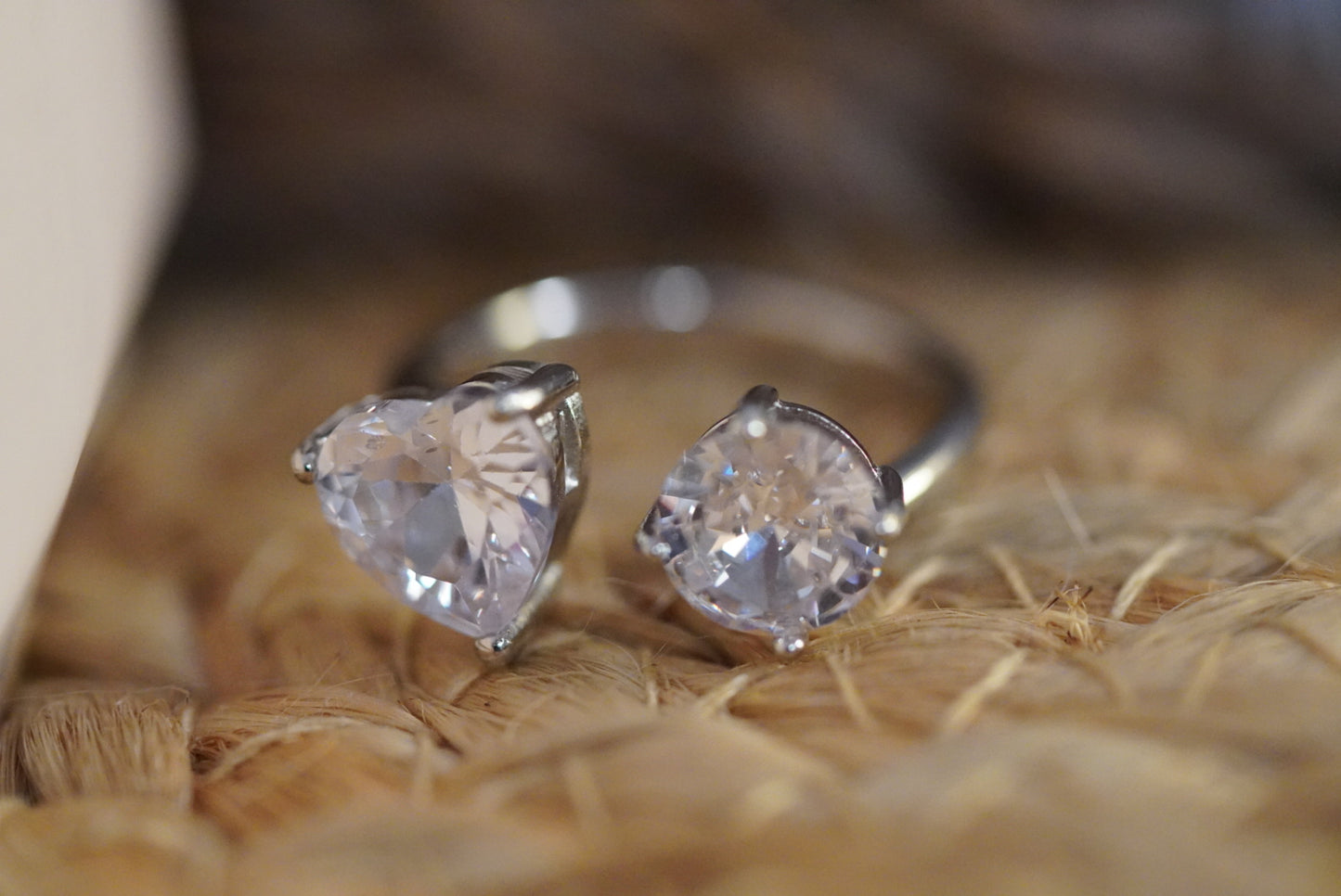 Felicia Ring