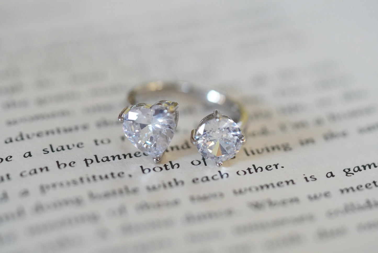 Felicia Ring