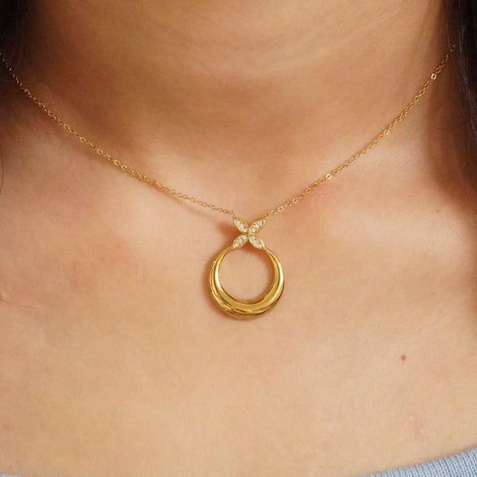 Akira Necklace