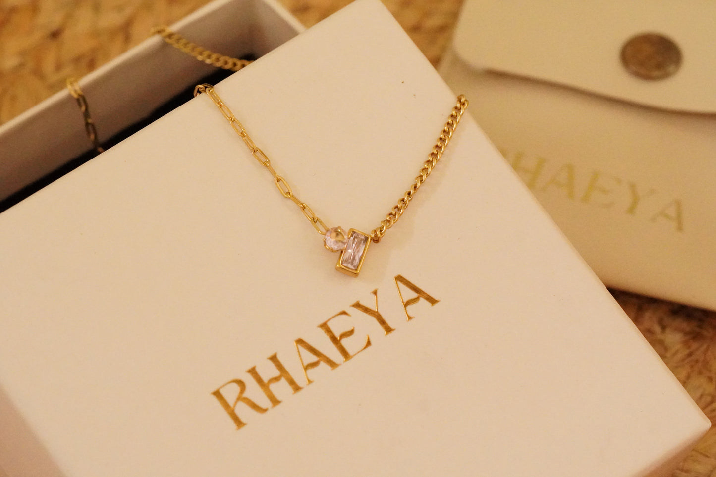 Nevara Necklace