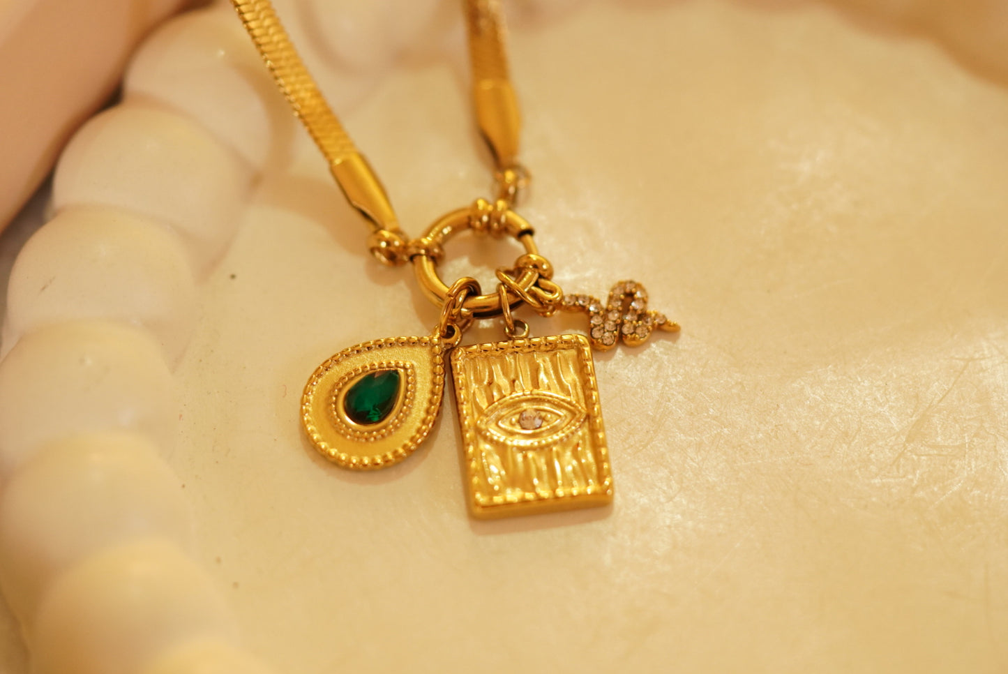 Slyvana Necklace