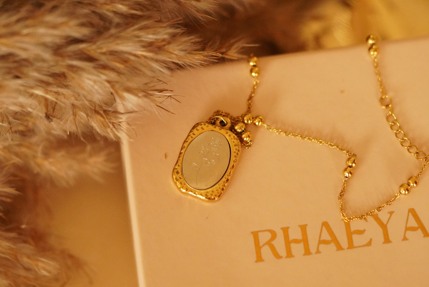 La Vie En Rose Necklace