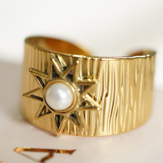 Ayra Ring